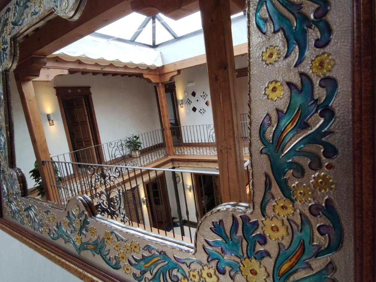 La Casa Del Medico Hosteria Rural Urda Екстер'єр фото