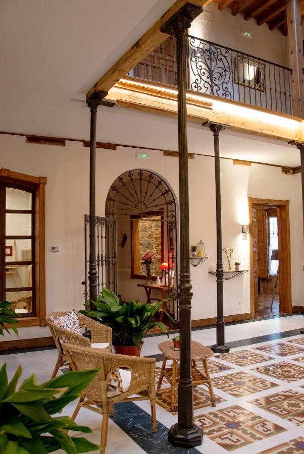 La Casa Del Medico Hosteria Rural Urda Екстер'єр фото